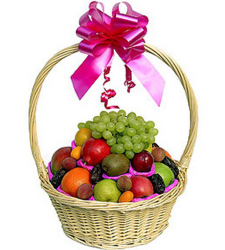 Classic Fruit Basket